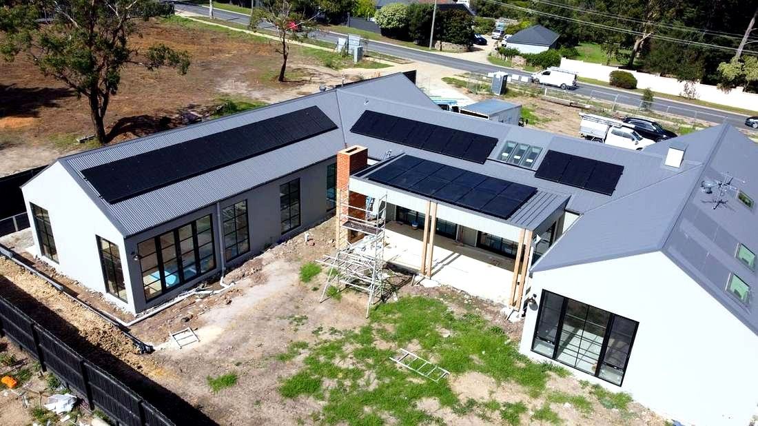 Solar installation aerial